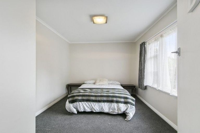 Photo of property in 4 Coast Road, Wainuiomata, Lower Hutt, 5014