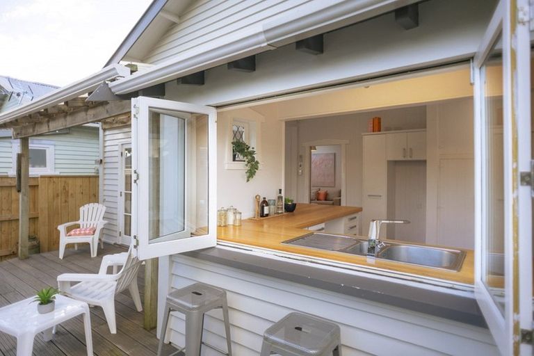 Photo of property in 396 Jackson Street, Petone, Lower Hutt, 5012