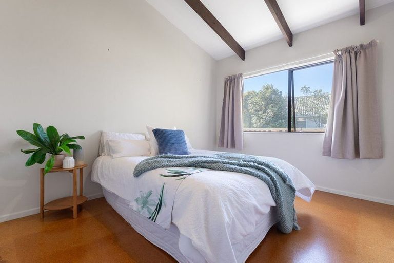 Photo of property in 200 Tutere Street, Waikanae Beach, Waikanae, 5036
