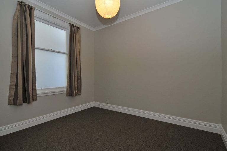 Photo of property in 4/112 Austin Street, Mount Victoria, Wellington, 6011