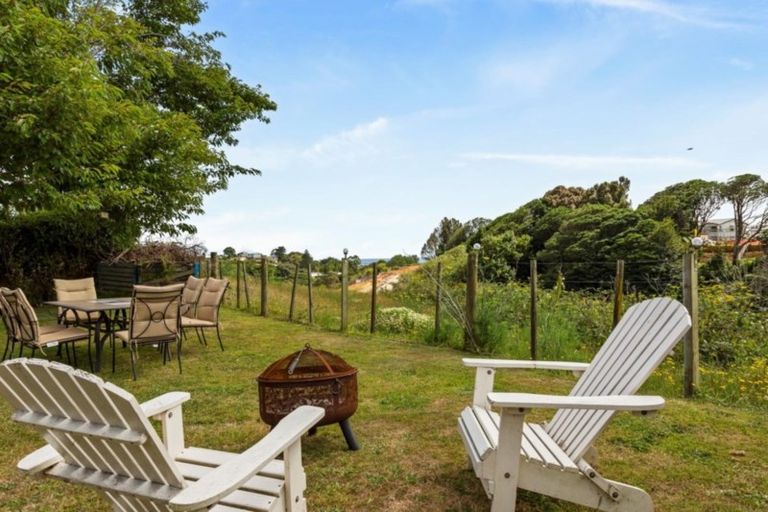 Photo of property in 84 Cook Street, Marfell, New Plymouth, 4310