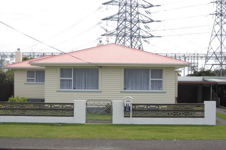 Photo of property in 11 Saxton Road, Upper Vogeltown, New Plymouth, 4310