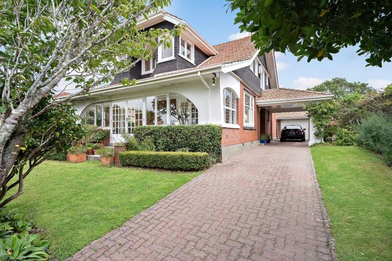 Photo of property in 4 Indus Street, Khandallah, Wellington, 6035