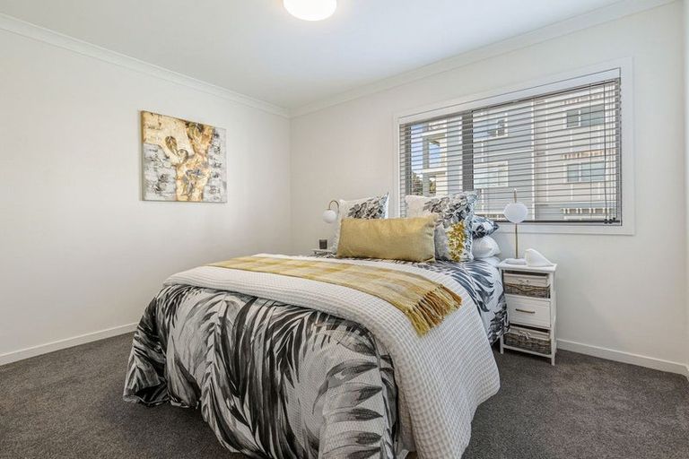 Photo of property in 90 Eaves Bush Parade, Orewa, 0931