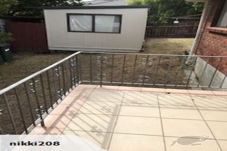 Photo of property in 27 Harris Road, Mount Wellington, Auckland, 1051