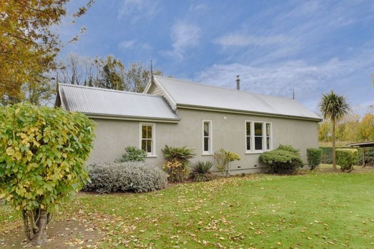 Photo of property in 29 Ontario Street, East Gore, Gore, 9710