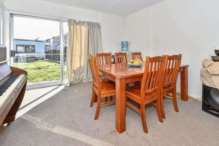 Photo of property in 3 Ross Avenue, Papatoetoe, Auckland, 2025