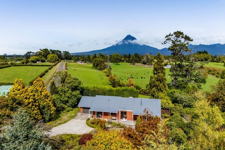 Photo of property in 172 Lepper Road, Inglewood, 4386