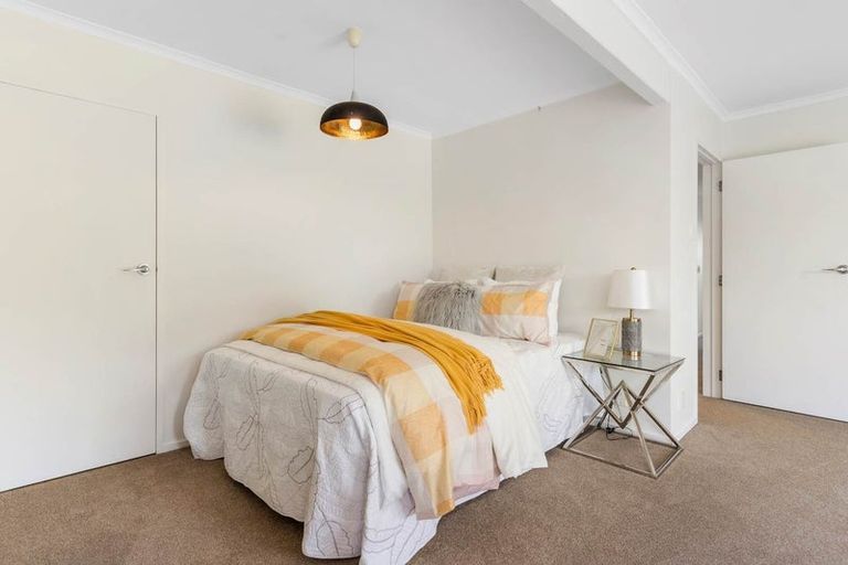 Photo of property in 1/19 Waller Avenue, Bucklands Beach, Auckland, 2012