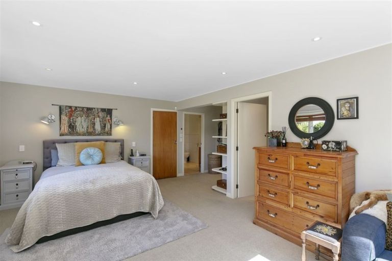 Photo of property in 59 Spencer Street, Crofton Downs, Wellington, 6035