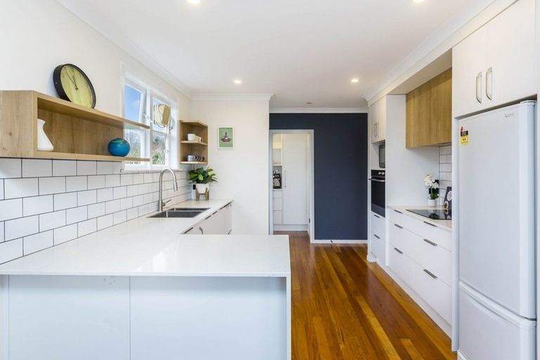 Photo of property in 19 Perry Street, Heretaunga, Upper Hutt, 5018