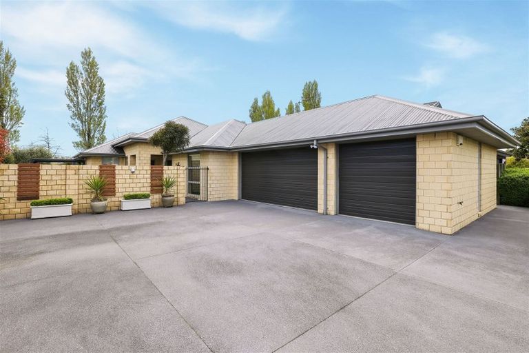 Photo of property in 29 Anglem Way, Northwood, Christchurch, 8051
