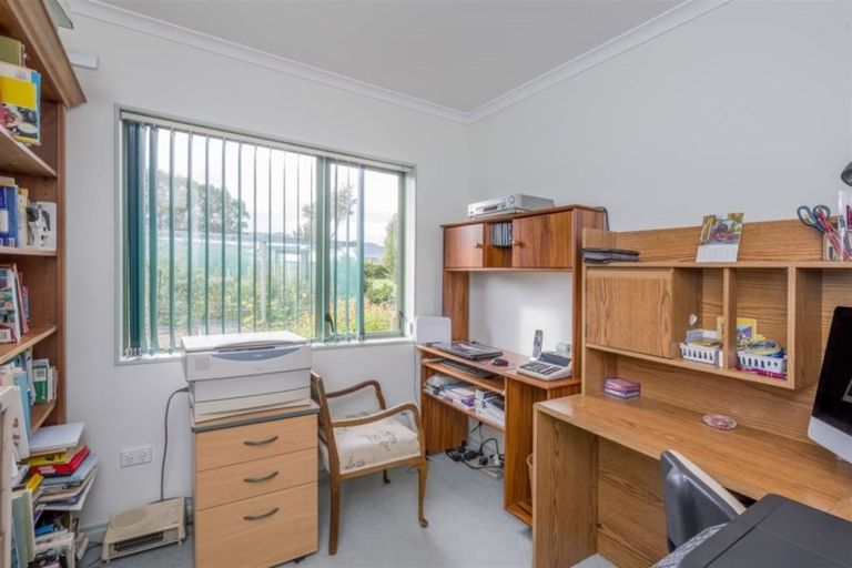 Photo of property in 98 Taylors Road, Otaki, 5583