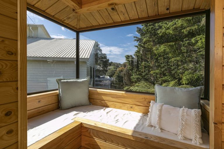 Photo of property in 7 Chardon Place, Henderson, Auckland, 0612