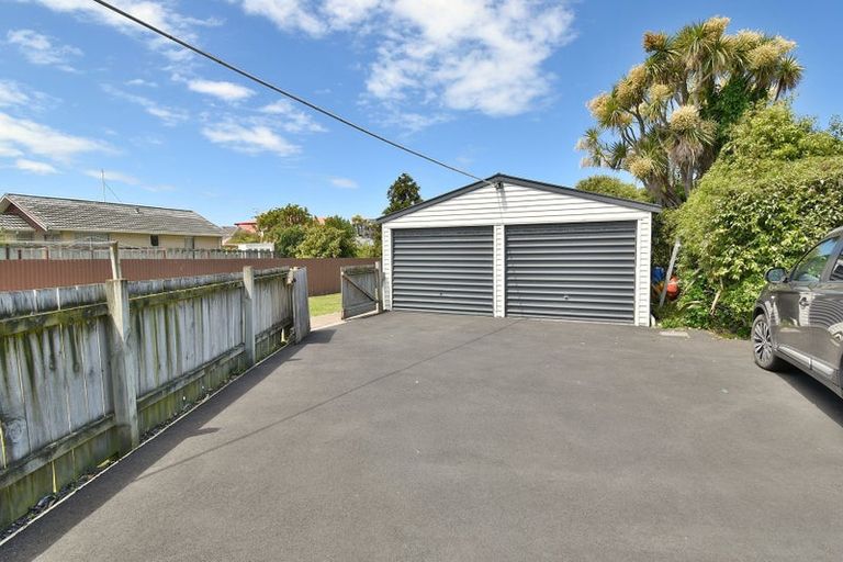 Photo of property in 12 Coughtrey Street, Saint Clair, Dunedin, 9012