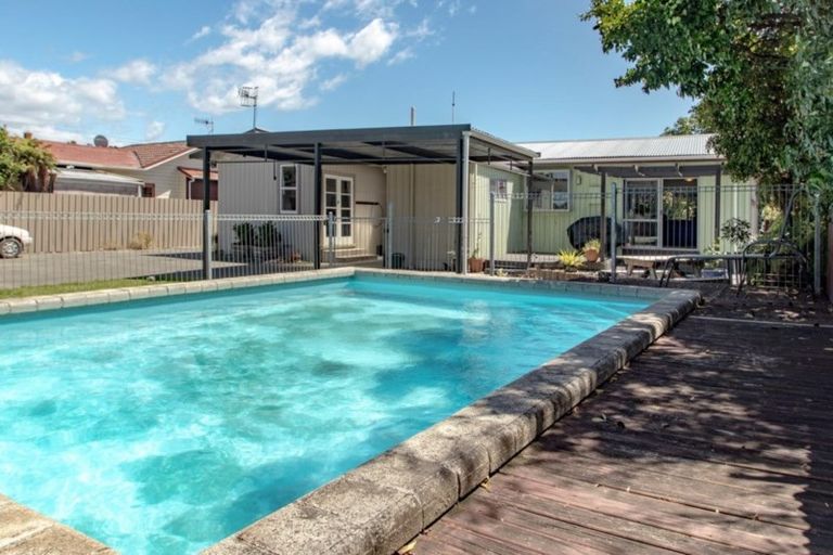 Photo of property in 41 Burness Road, Jervoistown, Napier, 4112