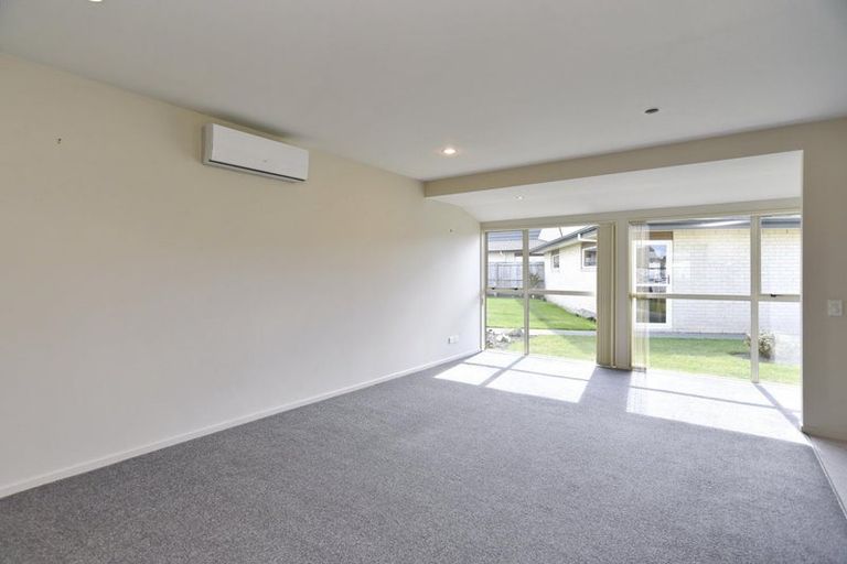 Photo of property in Rivertown Villas, 150 Williams Street, Kaiapoi, 7630