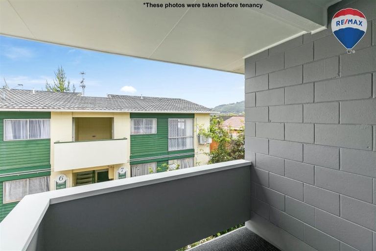 Photo of property in 2/100 Martin Street, Wallaceville, Upper Hutt, 5018