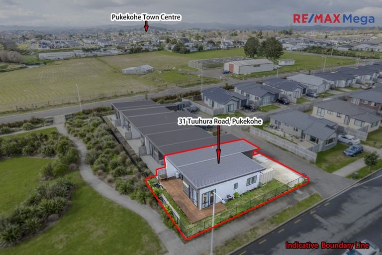 Photo of property in 31 Tuuhura Road, Pukekohe, 2120