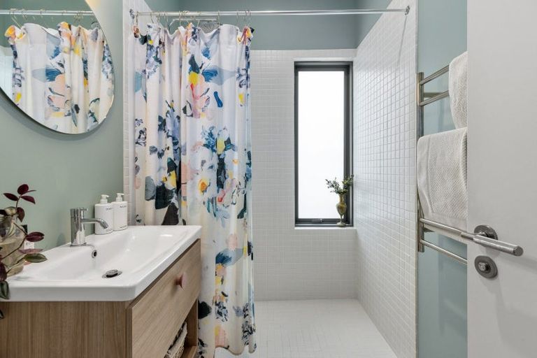 Photo of property in 3 Doug Ledgerwood Drive, Wanaka, 9305