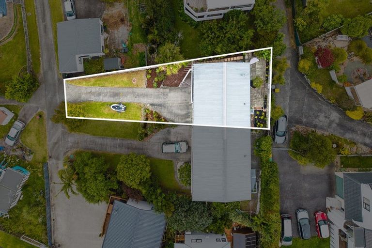 Photo of property in 17 Merehai Place, Snells Beach, 0920