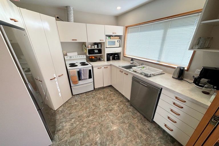 Photo of property in 3/3 Kiteroa Place, Cashmere, Christchurch, 8022