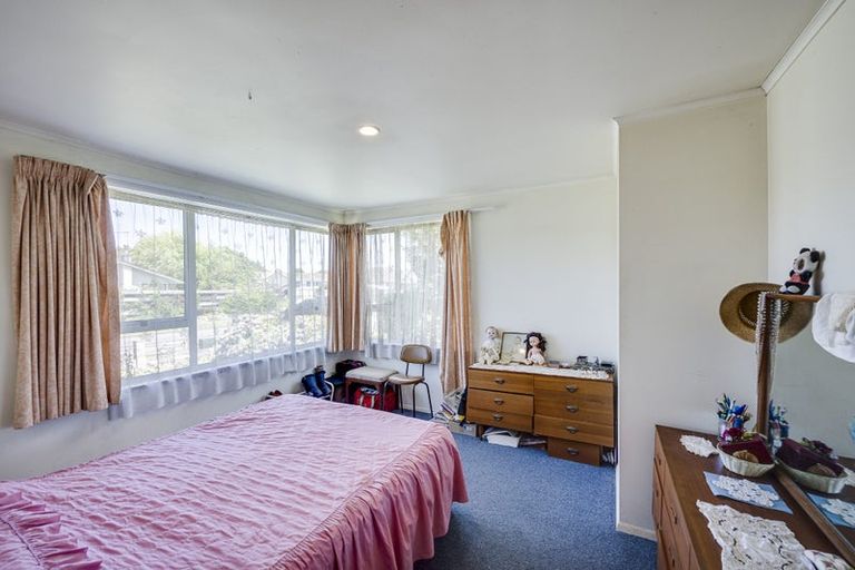 Photo of property in 28 Fleming Crescent, Maraenui, Napier, 4110