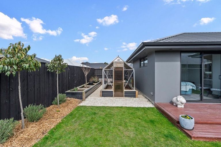 Photo of property in 11 Kotua Street, Woodend, 7610