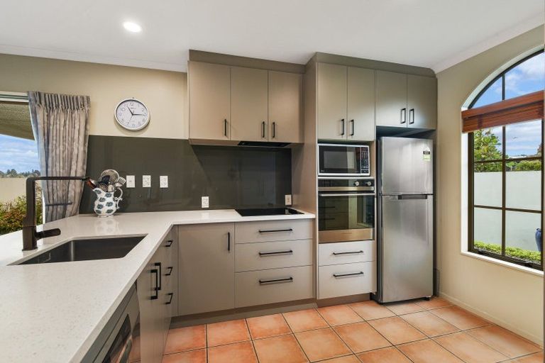 Photo of property in 285 Vaughan Road, Owhata, Rotorua, 3010