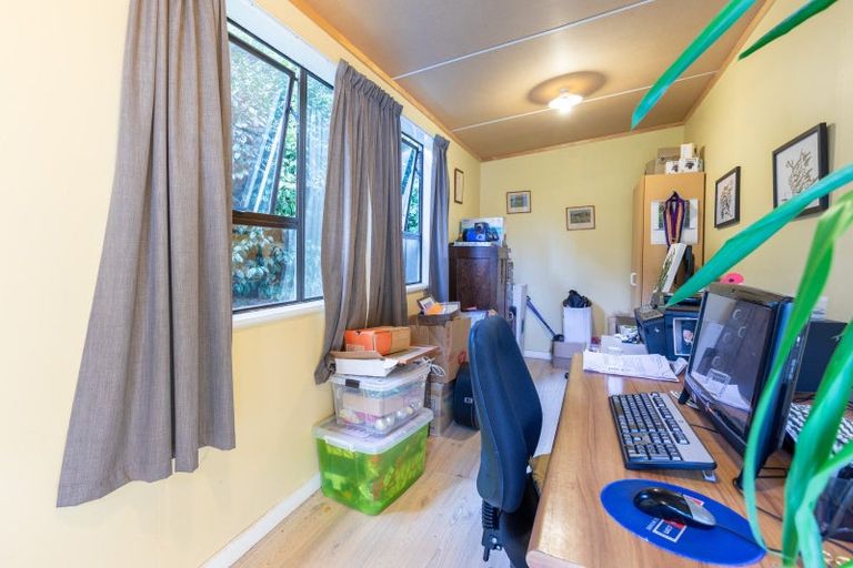 Photo of property in 16 Hunter Street, Dannevirke, 4930