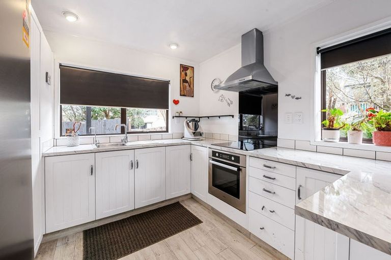 Photo of property in 5b Ross View Terrace, Dinsdale, Hamilton, 3204