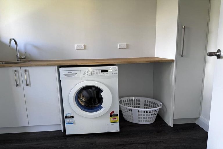 Photo of property in 10 Hodgkins Street, Pukehangi, Rotorua, 3015