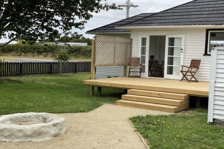 Photo of property in 69 Collingwood Street, Eltham, 4322