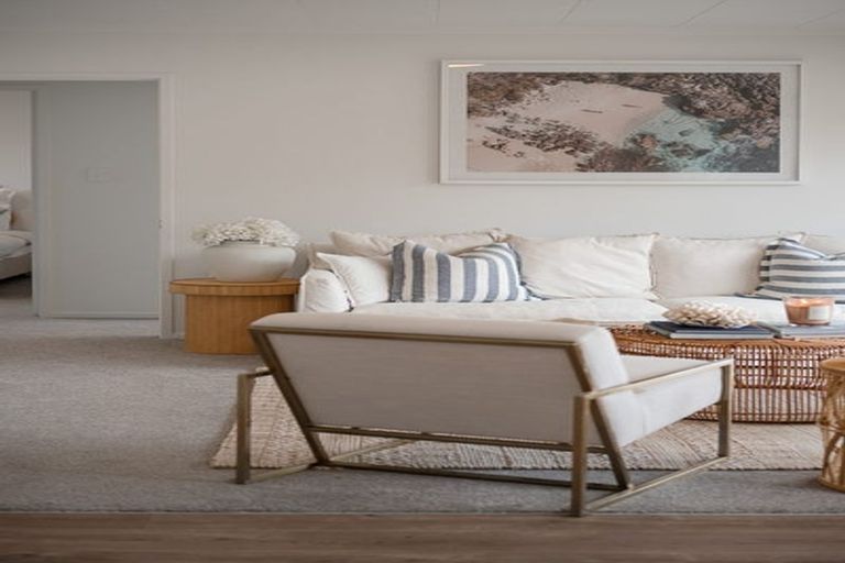 Photo of property in 3/83 Centreway Road, Orewa, 0931