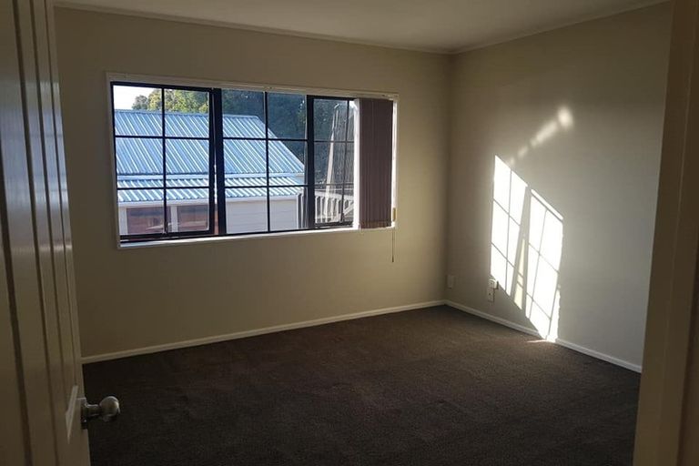 Photo of property in 215a Marua Road, Mount Wellington, Auckland, 1051