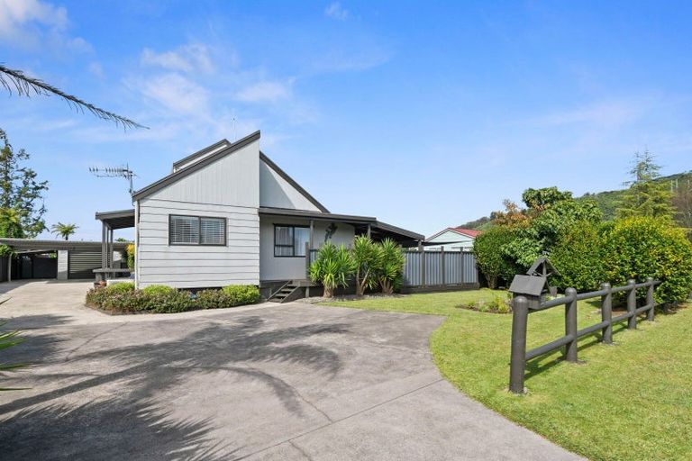 Photo of property in 11 Chapman Place, Fairy Springs, Rotorua, 3015