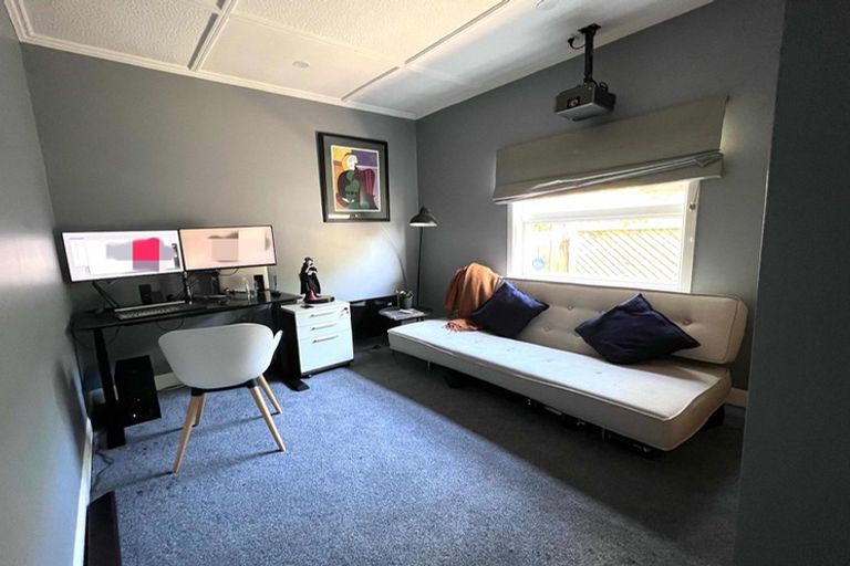 Photo of property in 36 Darlington Road, Miramar, Wellington, 6022