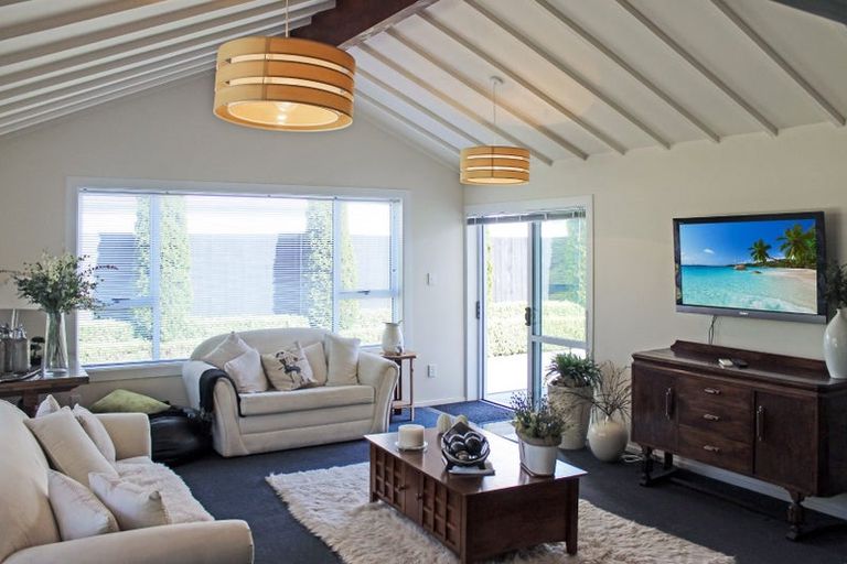 Photo of property in 61 Glandovey Road, Fendalton, Christchurch, 8052