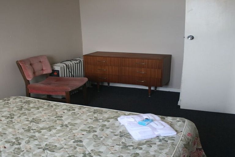 Photo of property in 28 Palmerston Street, Westport, 7825