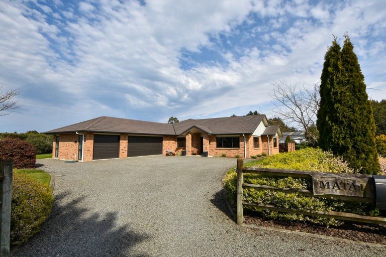 Photo of property in 5 The Glade, Carterton, 5713