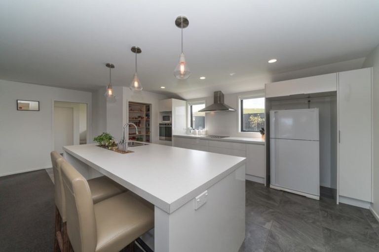 Photo of property in 24 Macdonald Heights, Feilding, 4702