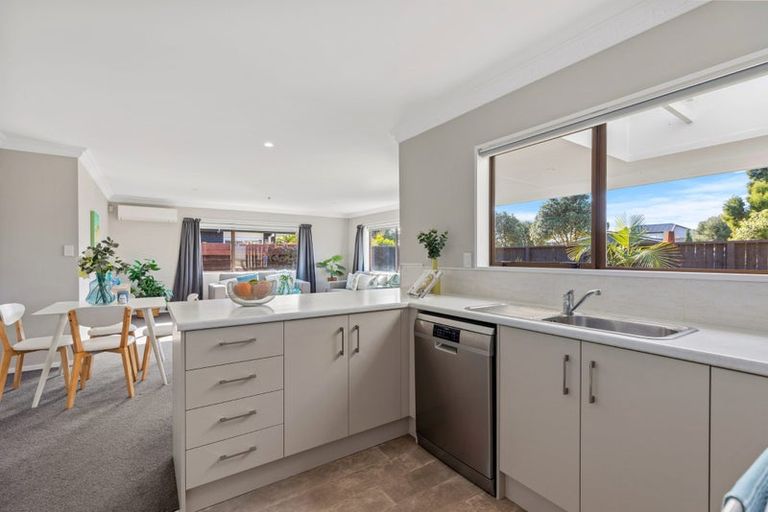 Photo of property in 40a Dickson Road, Papamoa Beach, Papamoa, 3118