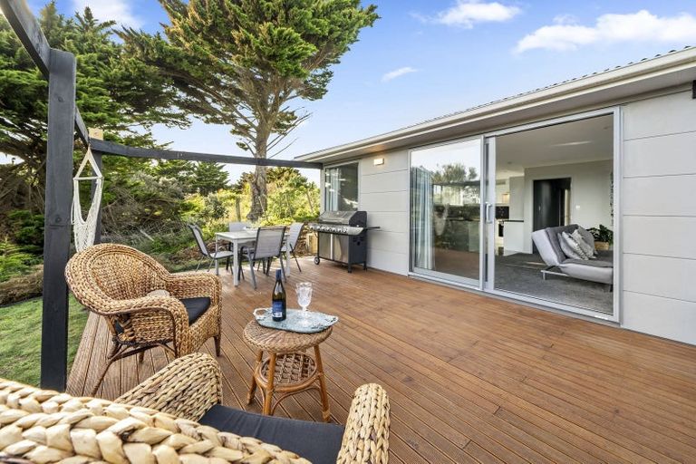 Photo of property in 276 Peka Peka Road, Peka Peka, Waikanae, 5391