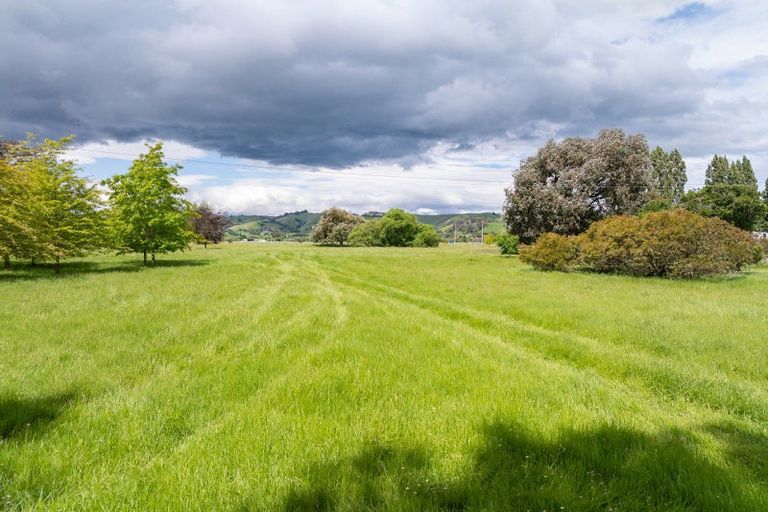 Photo of property in 341 Manaia Road, Homebush, Masterton, 5885