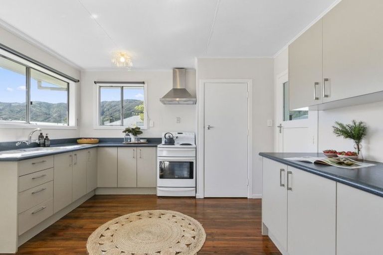 Photo of property in 22 Hamstead Street, Wainuiomata, Lower Hutt, 5014