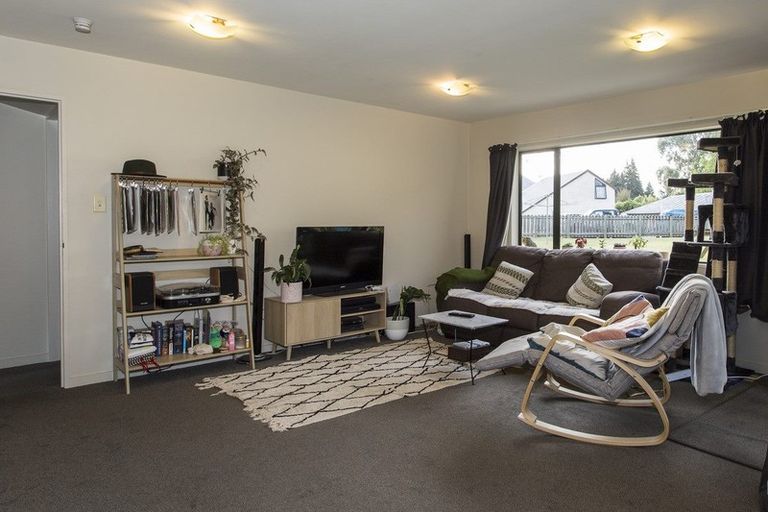 Photo of property in 25 Aeolus Place, Wanaka, 9305