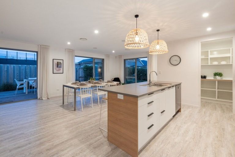 Photo of property in 107 The Boulevard, Papamoa Beach, Papamoa, 3118