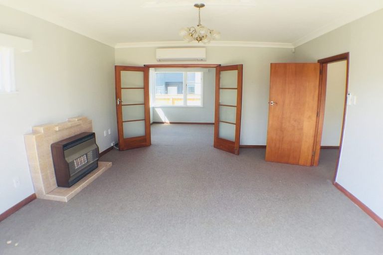 Photo of property in 30 Aberdeen Avenue, Takaro, Palmerston North, 4412