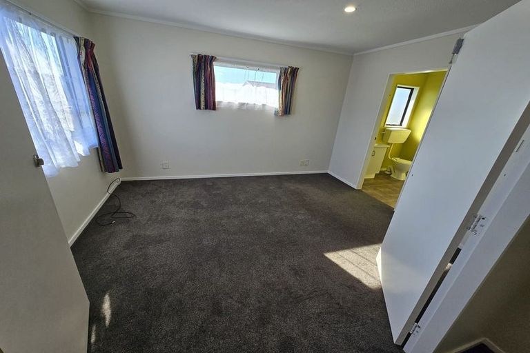 Photo of property in 4a Kentwood Drive, Woodridge, Wellington, 6037