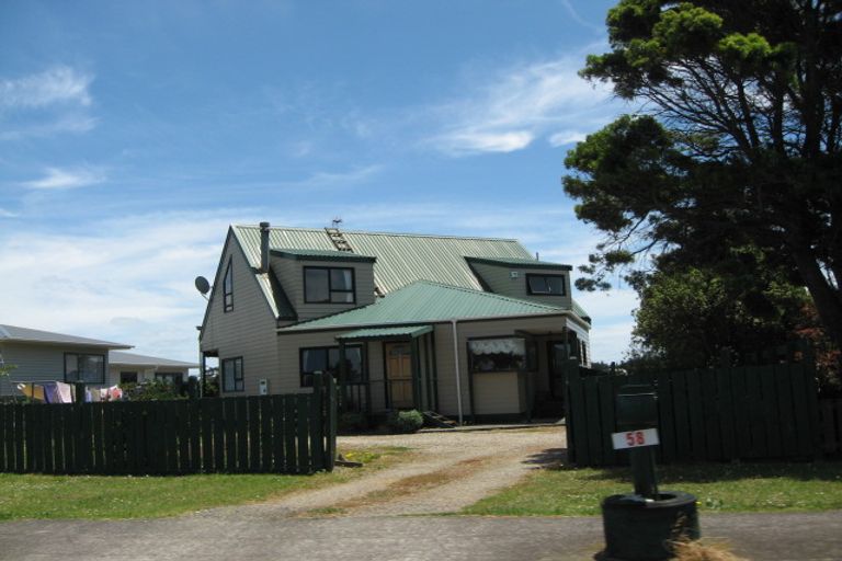 Photo of property in 58 Wharf Road, Clarks Beach, Pukekohe, 2679